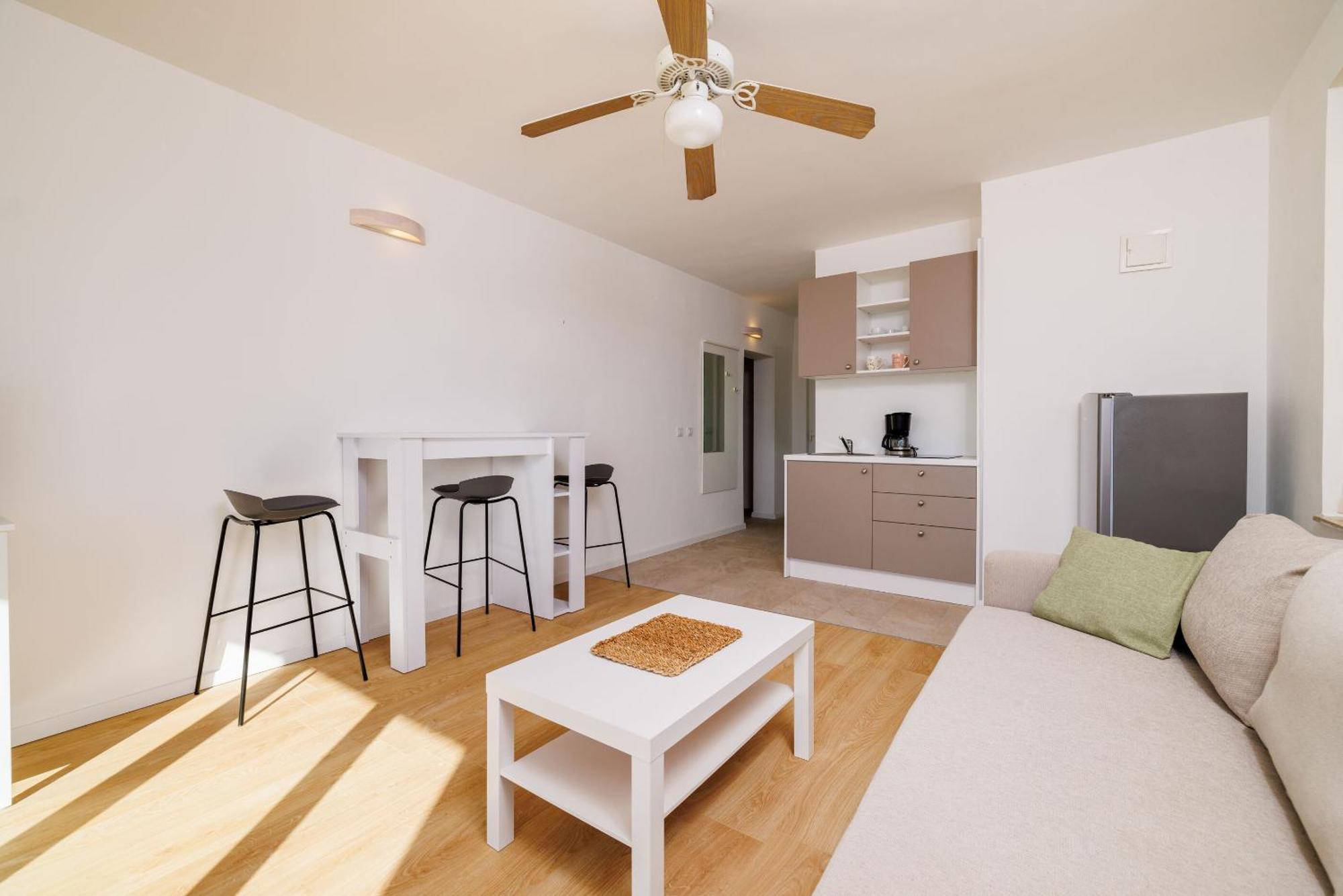 Apartments Neno ツリクヴェニツァ エクステリア 写真